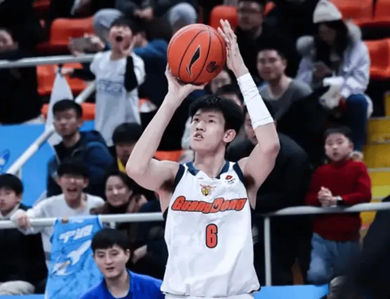 kaiyun-广东3小将终于出价值！黄明依暴走却被DNP，王洪泽回暖，杨溢不错