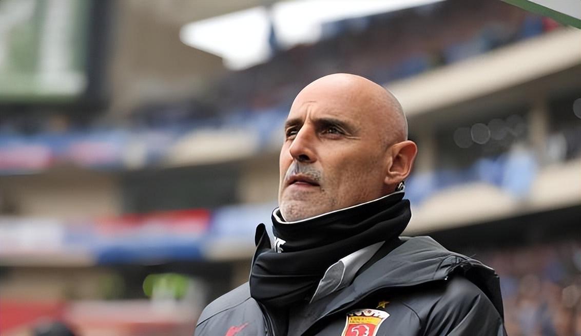 开云APP-武磊和莱昂纳多都复出了！下一个是不是该轮到王振澳？值得期待